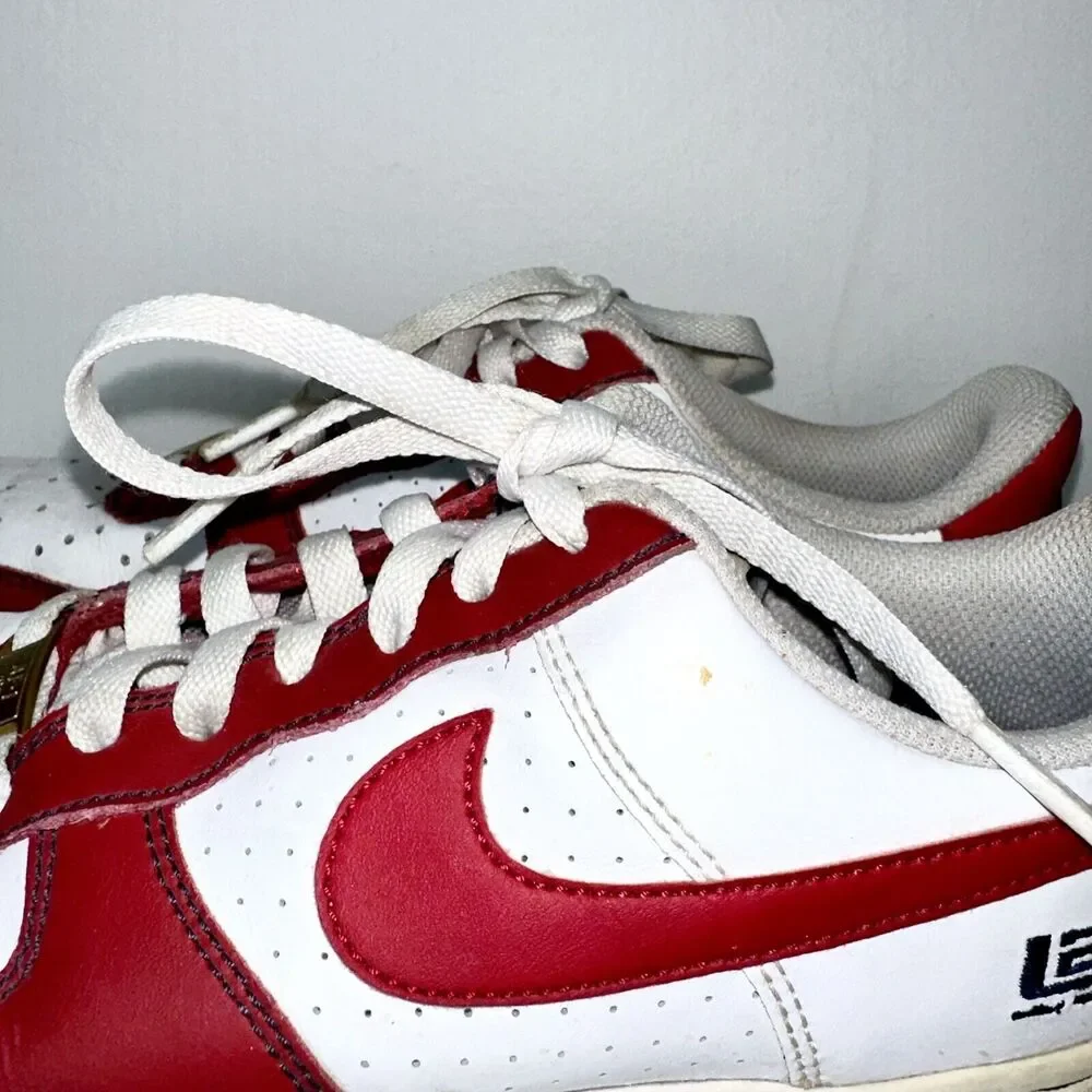 Nike Air Force 1 low LeBron 2009 Sz 5.5 youth Rare Retro Red & White‎